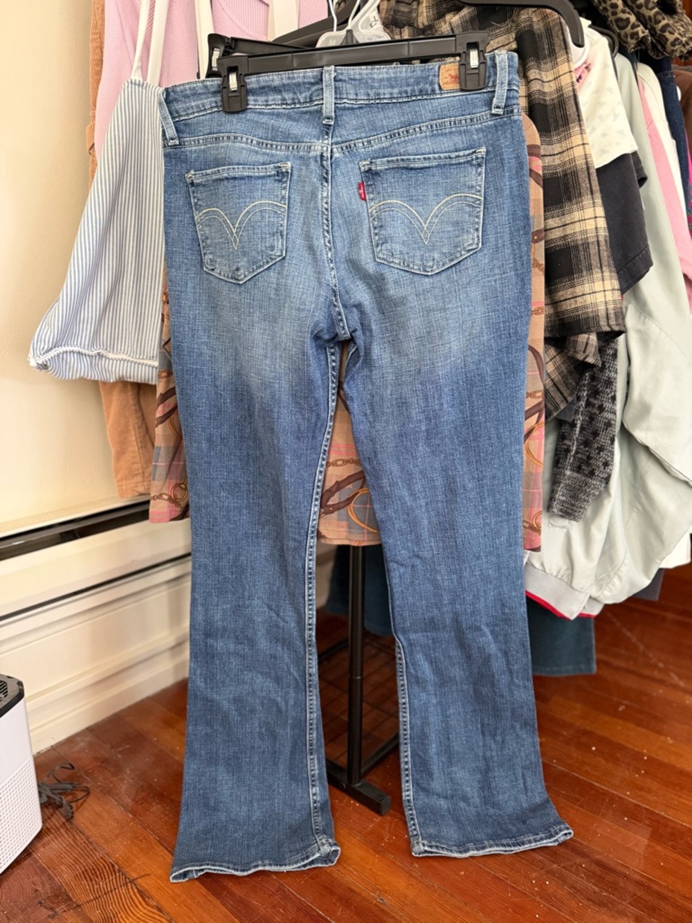 Y2K Levi’s 518 Superlow denim jeans / size 8 / mid wash